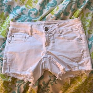 American Eagle White Denim Shorts Size 00